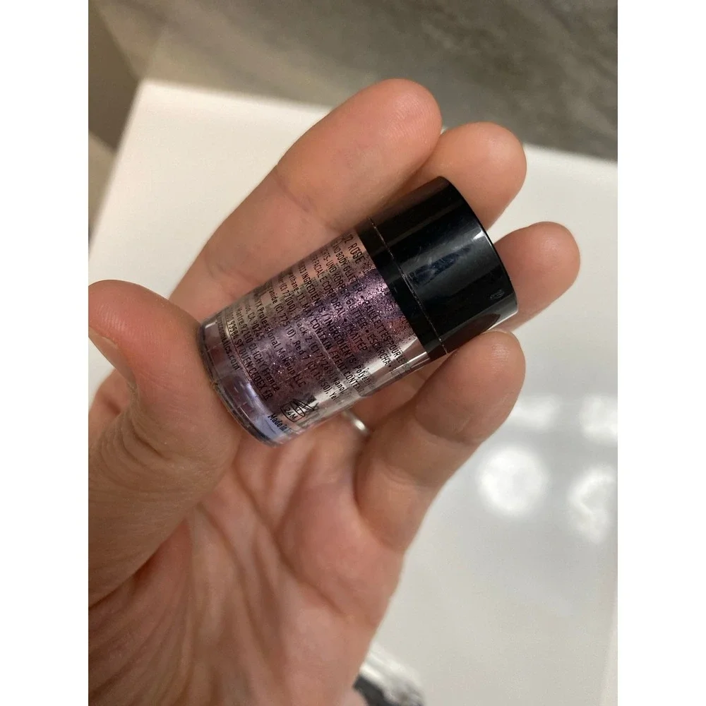 NYX Glitter Brilliants face and body glitter Gli 02 (Purple) sealed new
